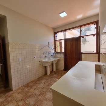 Casa de Condomínio em Pirassununga, bairro Cidade Jardim