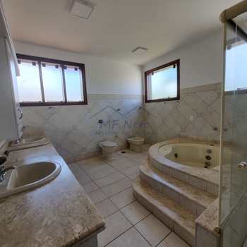 Casa de Condomínio em Pirassununga, bairro Cidade Jardim