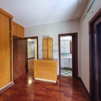 Casa de Condomínio em Pirassununga, bairro Cidade Jardim