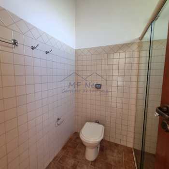 Casa de Condomínio em Pirassununga, bairro Cidade Jardim