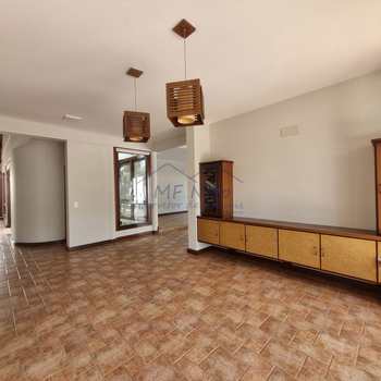 Casa de Condomínio em Pirassununga, bairro Cidade Jardim