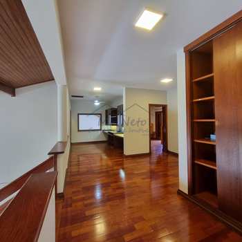 Casa de Condomínio em Pirassununga, bairro Cidade Jardim