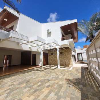 Casa de Condomínio em Pirassununga, bairro Cidade Jardim