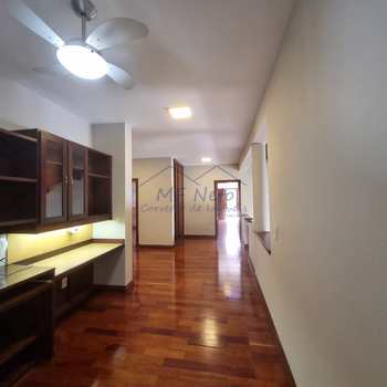 Casa de Condomínio em Pirassununga, bairro Cidade Jardim