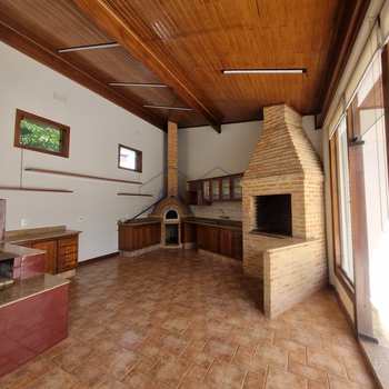 Casa de Condomínio em Pirassununga, bairro Cidade Jardim