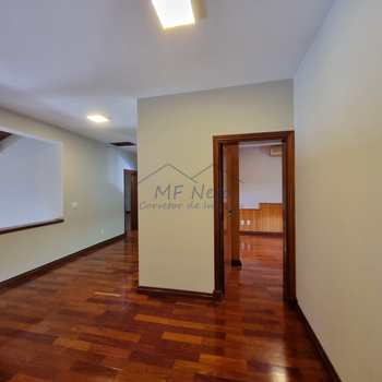 Casa de Condomínio em Pirassununga, bairro Cidade Jardim