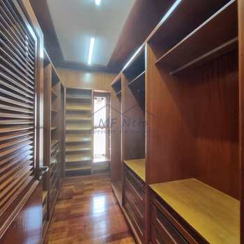 Casa de Condomínio em Pirassununga, bairro Cidade Jardim