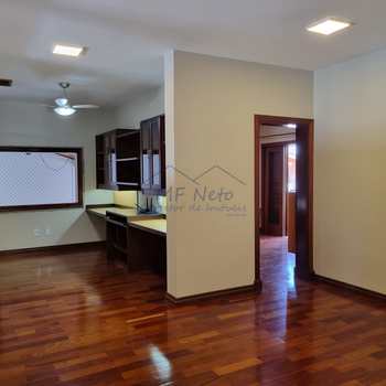Casa de Condomínio em Pirassununga, bairro Cidade Jardim