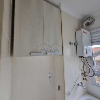 Apartamento em Pirassununga, bairro Centro