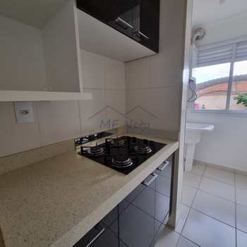 Apartamento em Pirassununga, bairro Centro