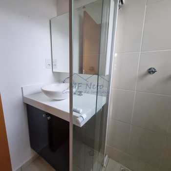 Apartamento em Pirassununga, bairro Centro