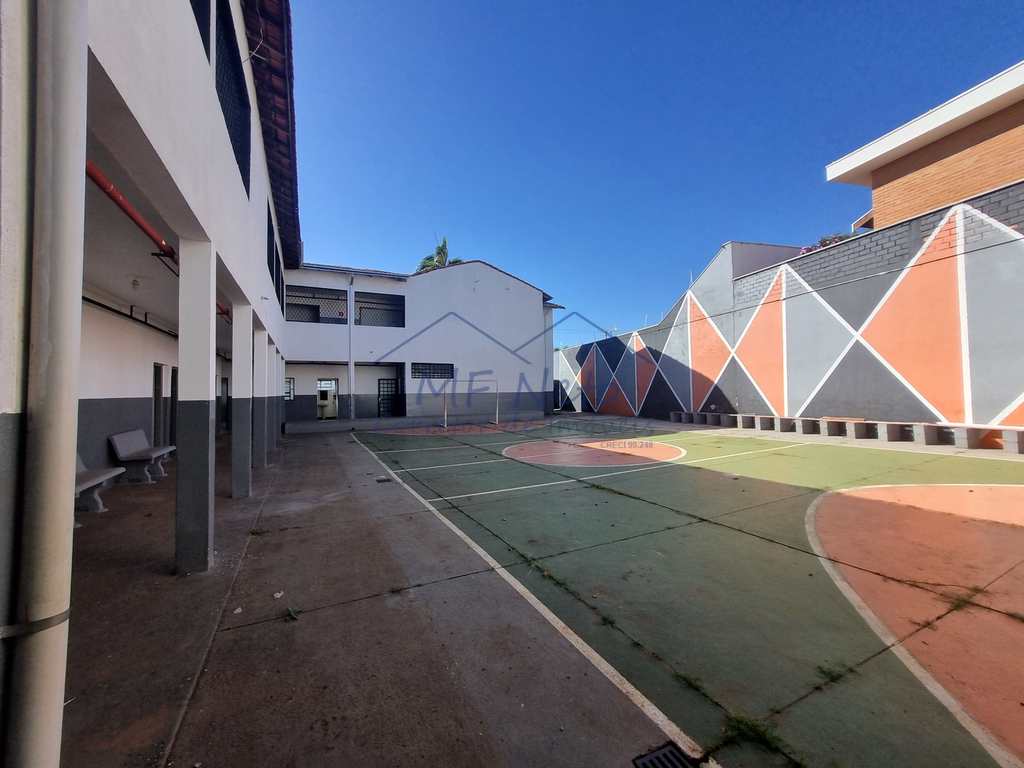 Prédio Comercial em Pirassununga, no bairro Rosário