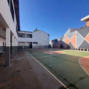 Prédio Comercial em Pirassununga, bairro Rosário