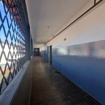 Prédio Comercial em Pirassununga, bairro Rosário