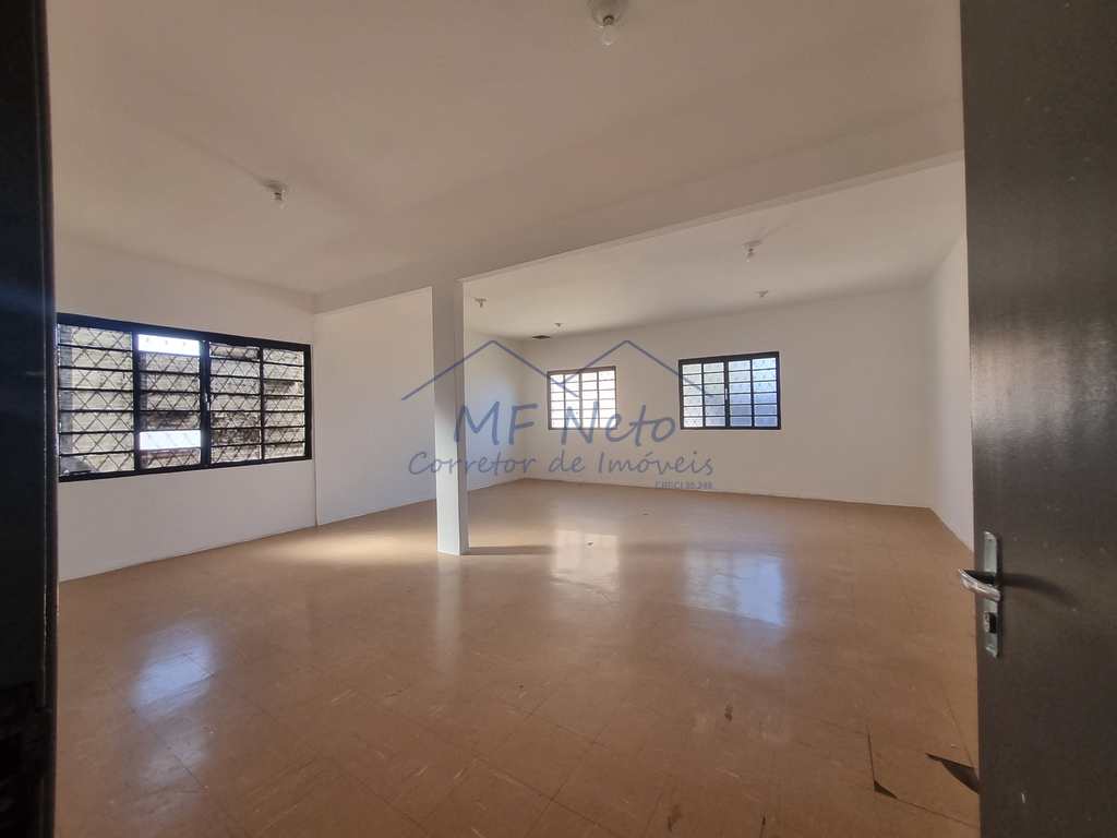 Prédio Comercial em Pirassununga, no bairro Rosário