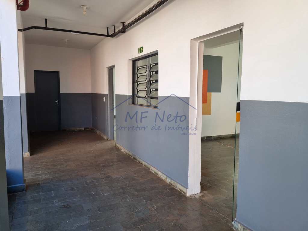Prédio Comercial em Pirassununga, no bairro Rosário