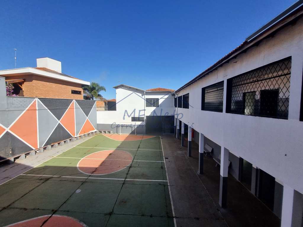 Prédio Comercial em Pirassununga, no bairro Rosário