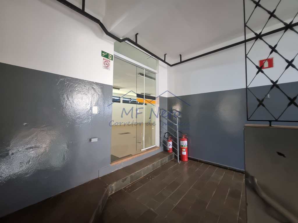 Prédio Comercial em Pirassununga, no bairro Rosário