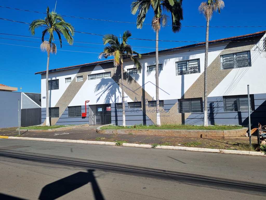 Prédio Comercial em Pirassununga, no bairro Rosário