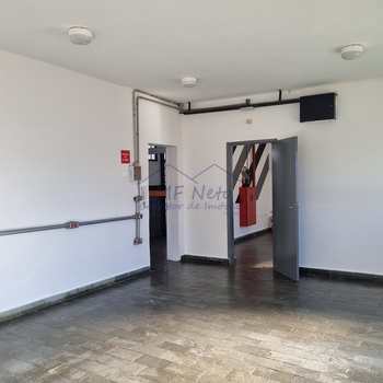 Prédio Comercial em Pirassununga, bairro Rosário