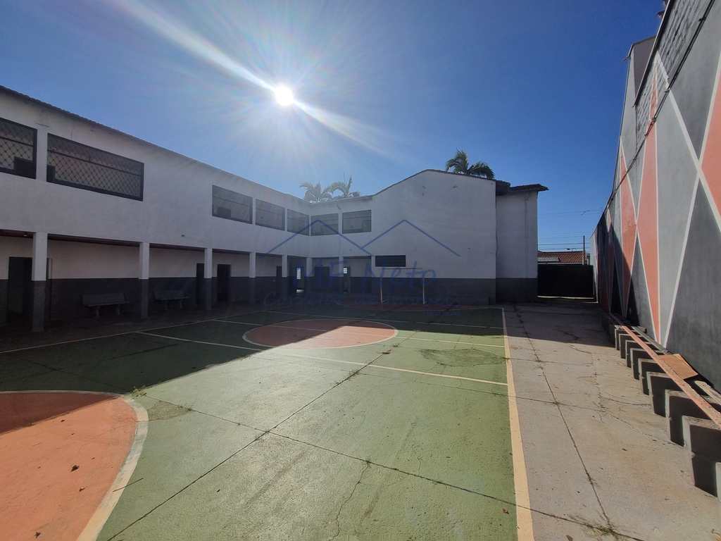Prédio Comercial em Pirassununga, no bairro Rosário