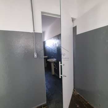 Prédio Comercial em Pirassununga, bairro Rosário