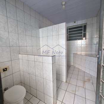 Prédio Comercial em Pirassununga, bairro Rosário