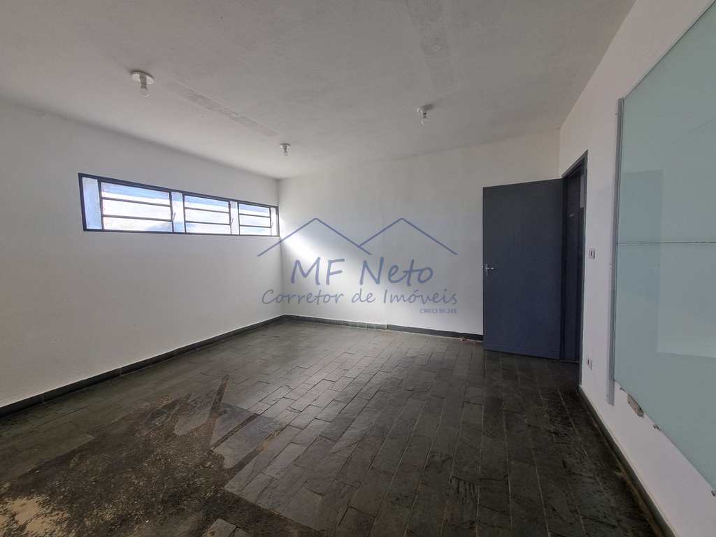 Prédio Comercial em Pirassununga, no bairro Rosário