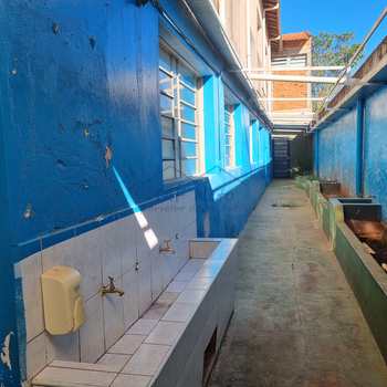 Prédio Comercial em Pirassununga, bairro Rosário