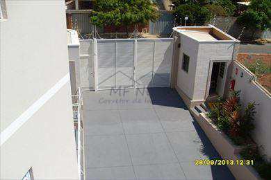 Apartamento em Pirassununga, no bairro Condomínio Vila Cremona