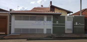 Casa, código 50700 em Pirassununga, bairro Vila Pinheiro