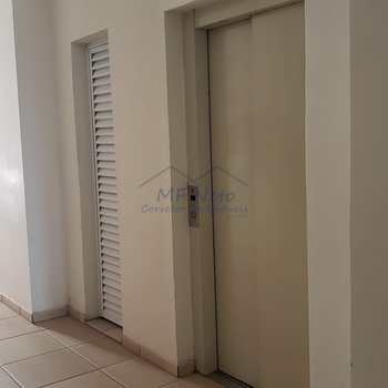 Apartamento em Pirassununga, bairro Spazio Painguás