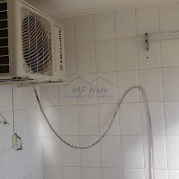 Apartamento em Pirassununga, bairro Spazio Painguás