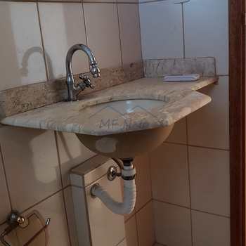 Apartamento em Pirassununga, bairro Spazio Painguás