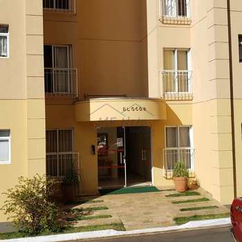 Apartamento em Pirassununga, bairro Spazio Painguás