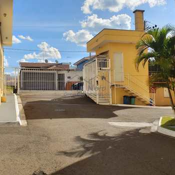 Apartamento em Pirassununga, bairro Spazio Painguás
