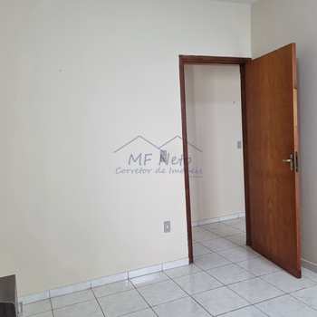 Apartamento em Pirassununga, bairro Residencial Suzana