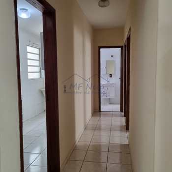 Apartamento em Pirassununga, bairro Residencial Suzana