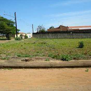 Terreno em Pirassununga, bairro Cidade Jardim