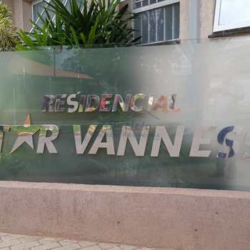 Apartamento em Pirassununga, bairro Residencial Star Vann Ess