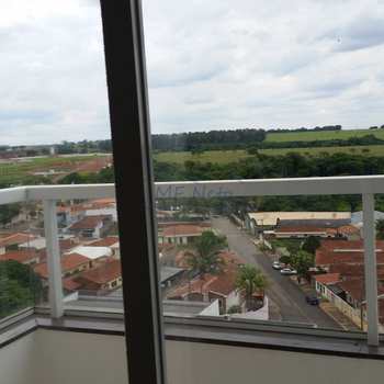 Apartamento em Pirassununga, bairro Residencial Star Vann Ess