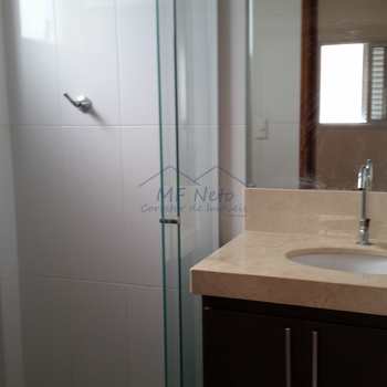 Apartamento em Pirassununga, bairro Residencial Star Vann Ess