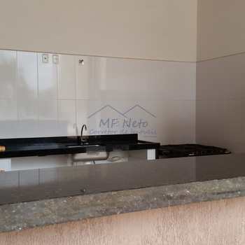 Apartamento em Pirassununga, bairro Residencial Star Vann Ess