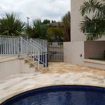 Apartamento em Pirassununga, bairro Residencial Star Vann Ess