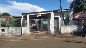 Casa, código 10131424 em Pirassununga, bairro Cachoeira de Emas