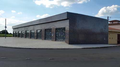 Salão, código 10131444 em Pirassununga, bairro Vila Santa Terezinha