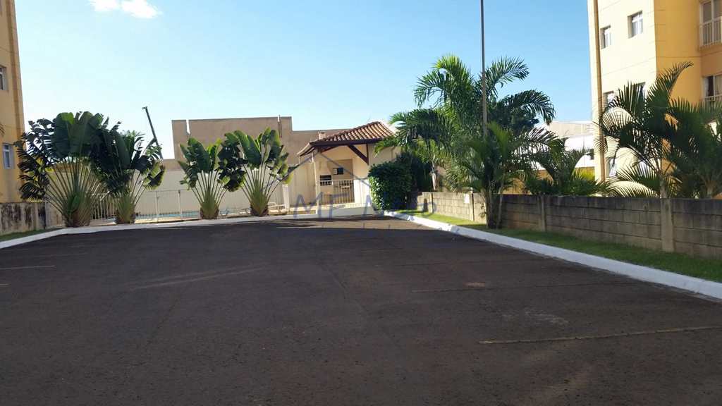 Apartamento em Pirassununga, no bairro Spazio Painguás