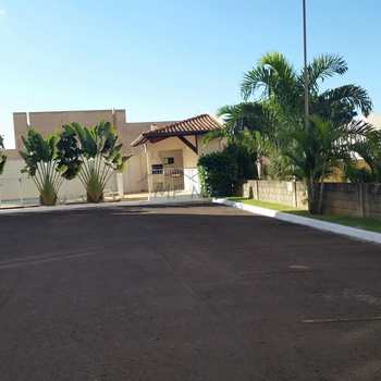 Apartamento em Pirassununga, bairro Spazio Painguás