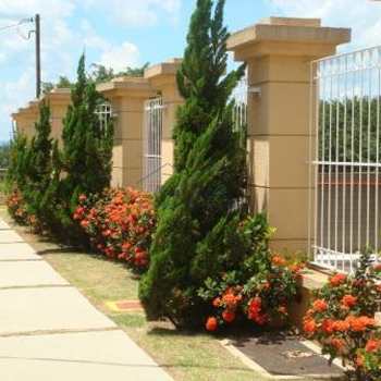 Apartamento em Pirassununga, bairro Spazio Painguás