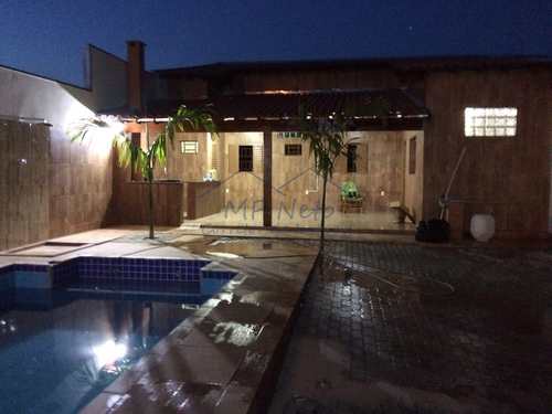 Casa, código 10131457 em Pirassununga, bairro Jardim Kanebo